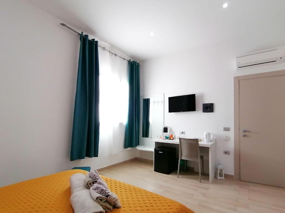 סנטה טרזה גאיורה Charme Suite B&B Experience מראה חיצוני תמונה