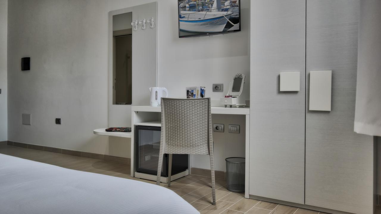 סנטה טרזה גאיורה Charme Suite B&B Experience מראה חיצוני תמונה